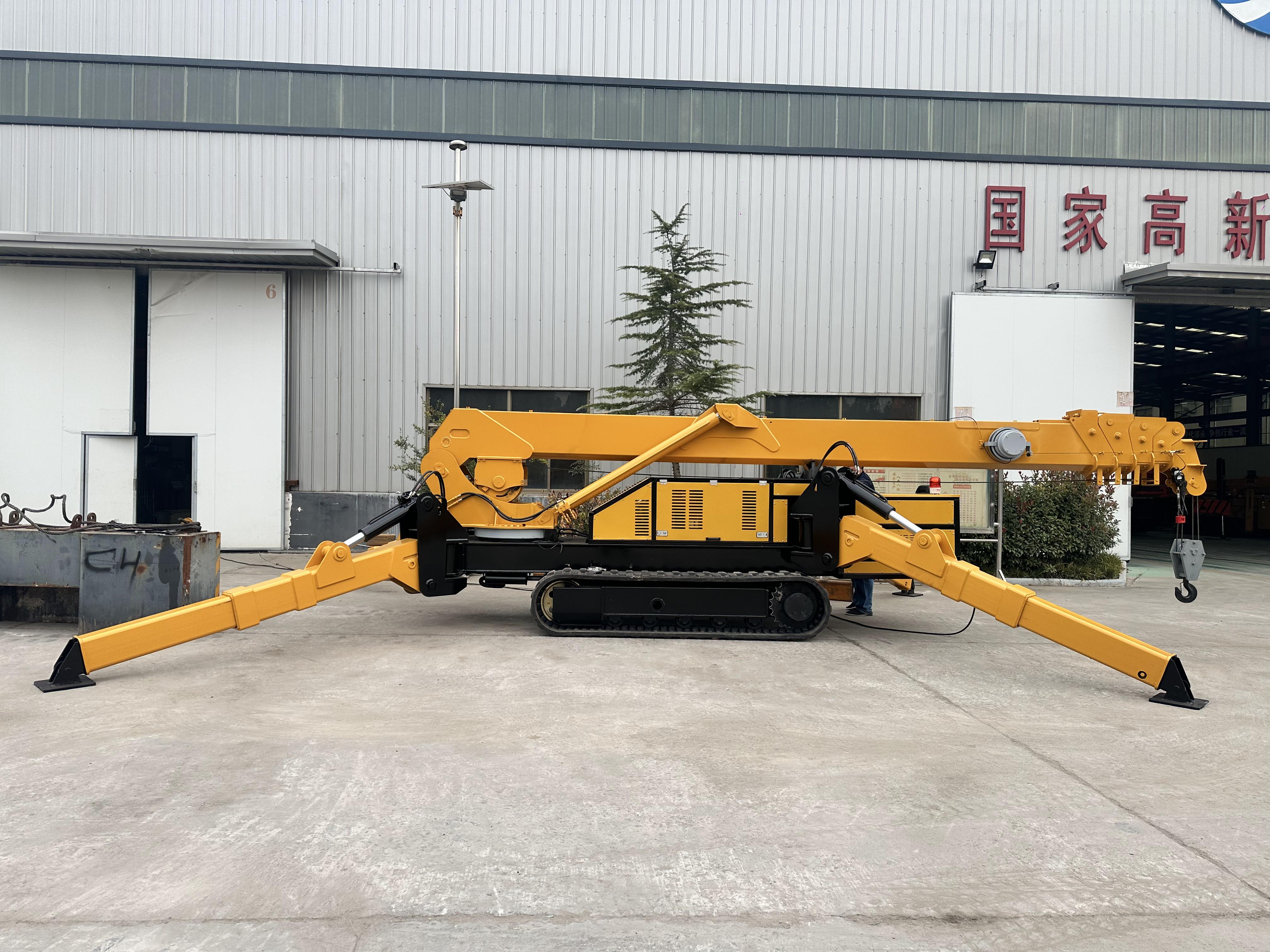 華鷹機(jī)械3 噸小型蜘蛛吊車(chē)