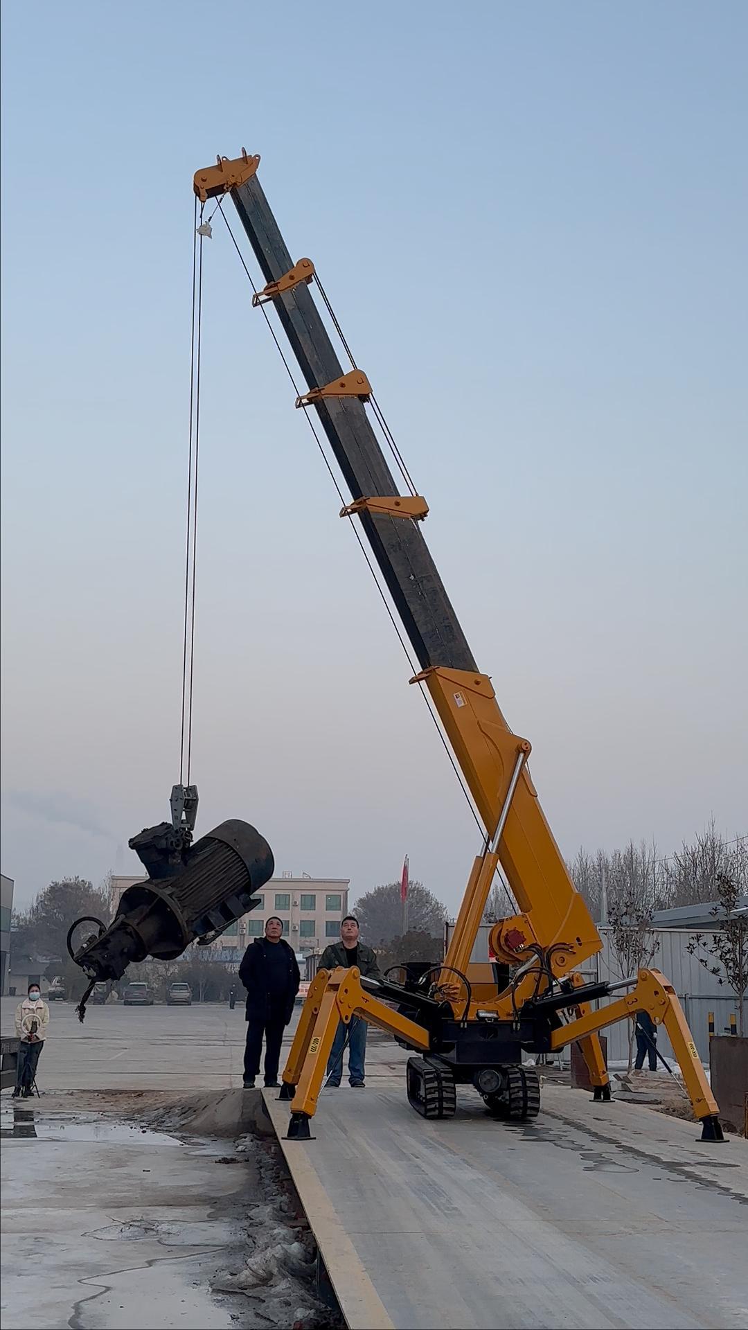 華鷹機(jī)械蜘蛛吊車(chē)-高空吊裝神器